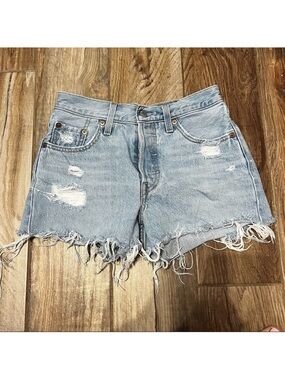 Levi’s 501 shorts